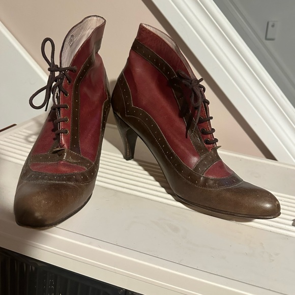 John Fluevog Shoes - John Fluevog Burgundy and Brown Lace-Up Heels